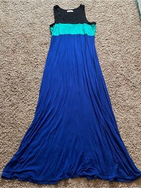 Calvin Klein Maxi Dress Size 10 Sleeveless Colorblock Blue Black Stretch